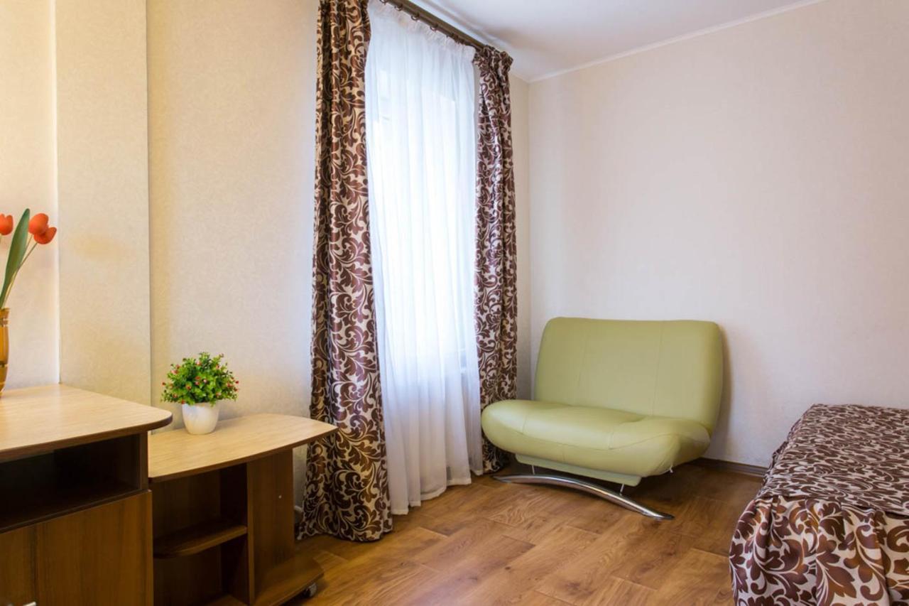 Excellent Studio Apartment In The Center - Kravtsova Lane 13B Kharkiv Bagian luar foto