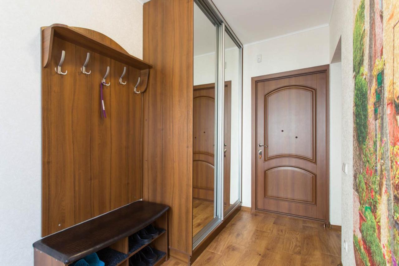 Excellent Studio Apartment In The Center - Kravtsova Lane 13B Kharkiv Bagian luar foto