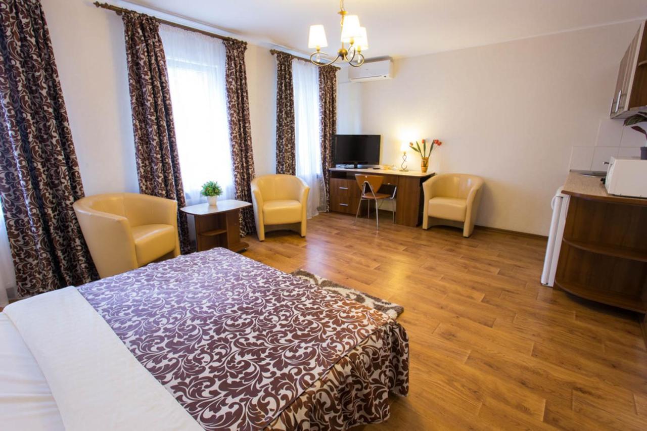 Excellent Studio Apartment In The Center - Kravtsova Lane 13B Kharkiv Bagian luar foto