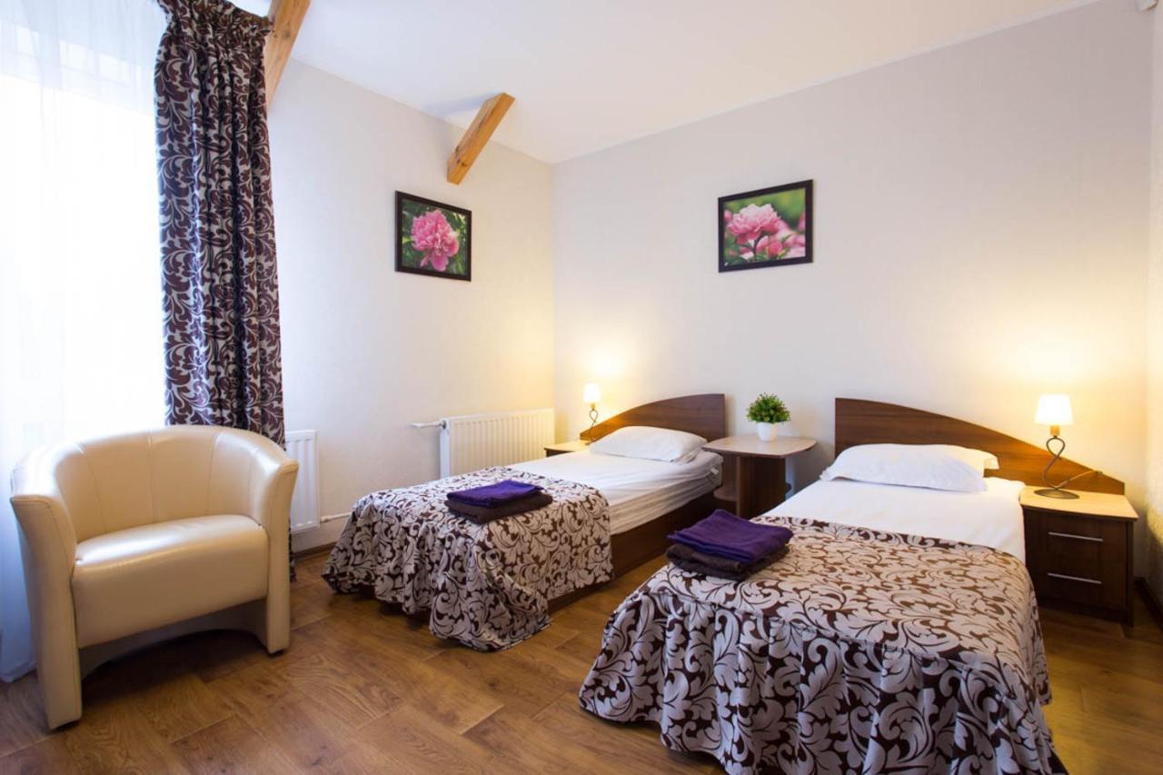 Excellent Studio Apartment In The Center - Kravtsova Lane 13B Kharkiv Bagian luar foto